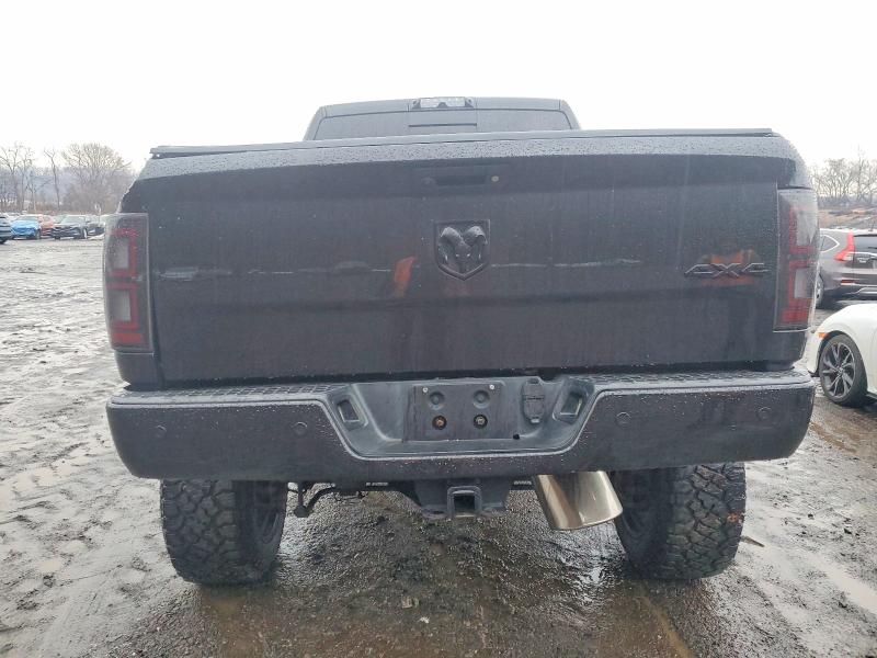 Photo 6 from auction – 2017 RAM 2500 SLT with VIN 3C6UR5ML5HG578649