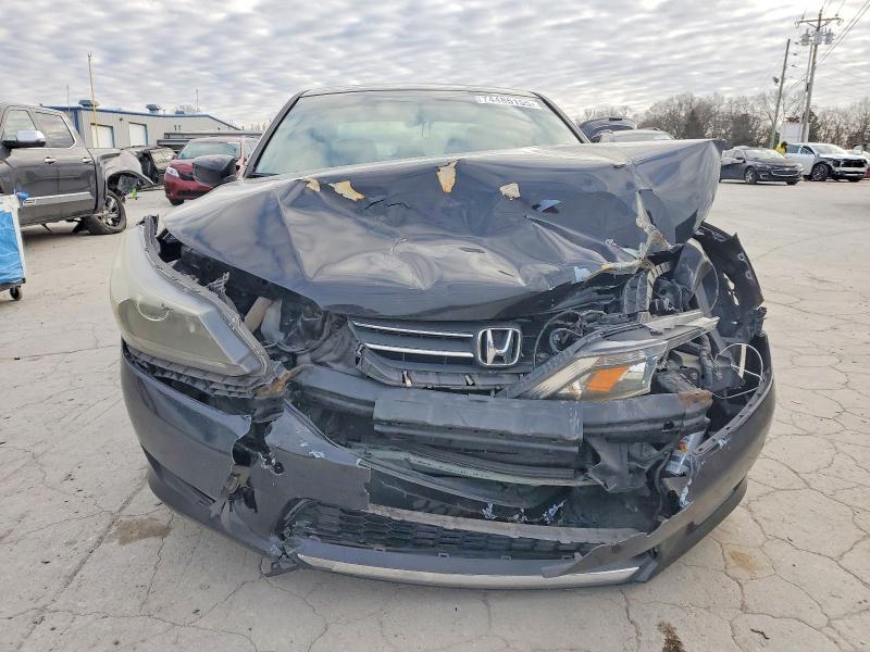 Photo 5 from auction – 2014 HONDA ACCORD SPO with VIN 1HGCR2F50EA155359