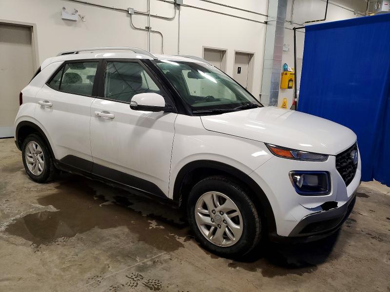Photo 4 from auction – 2020 HYUNDAI VENUE with VIN KMHRC8A32LU040868
