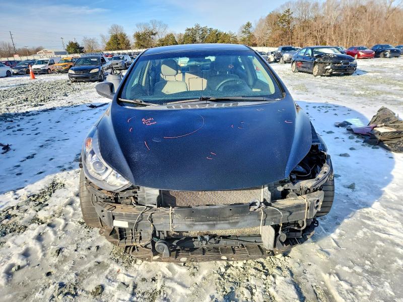 Photo 5 from auction – 2016 HYUNDAI ELANTRA SE with VIN 5NPDH4AE6GH775721