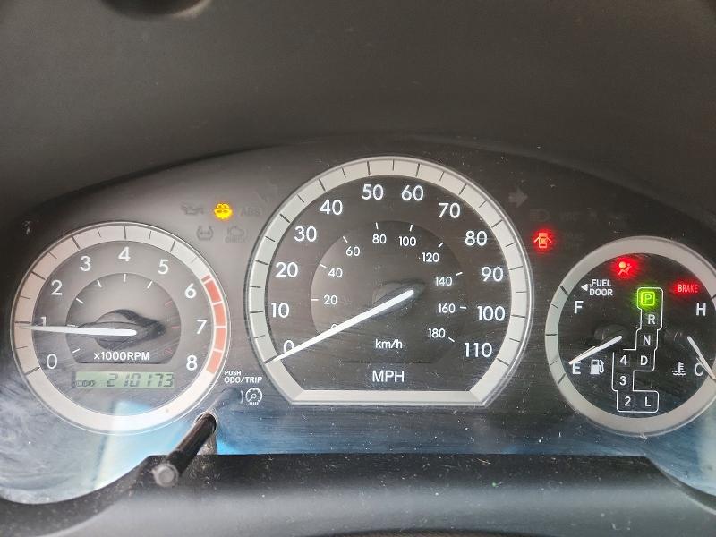 Photo 9 from auction – 2005 TOYOTA SIENNA CE with VIN 5TDZA23C05S376255