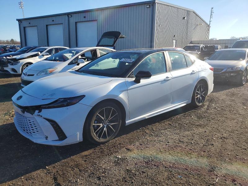 TOYOTA CAMRY 2025 with VIN 4T1DAACKXSU136001 - Photo from auction