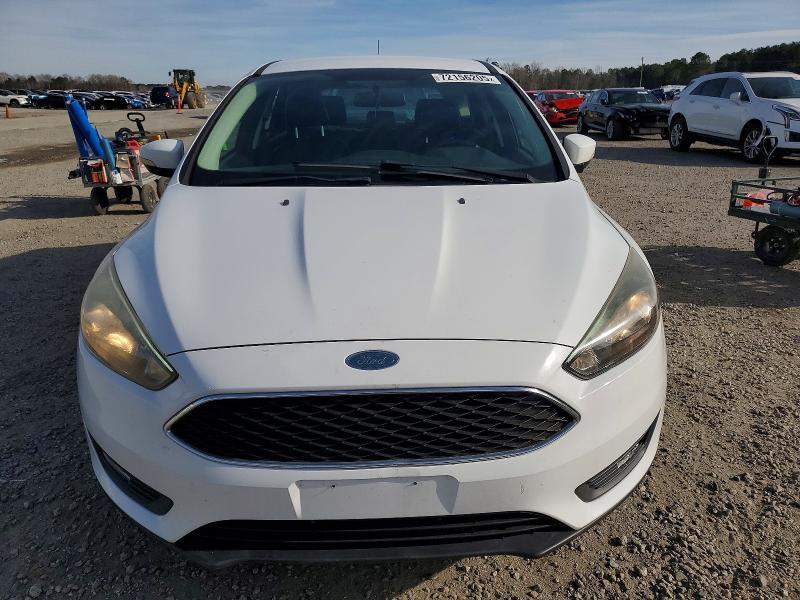 Photo 5 from auction – 2015 FORD FOCUS with VIN 1FADP3K24FL318472