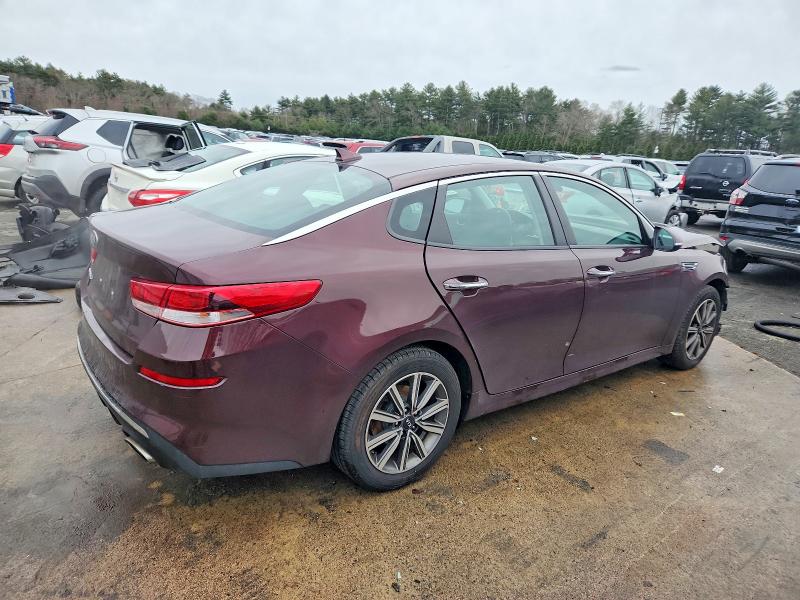 Photo 3 from auction – 2019 KIA OPTIMA with VIN 5XXGT4L37KG355171