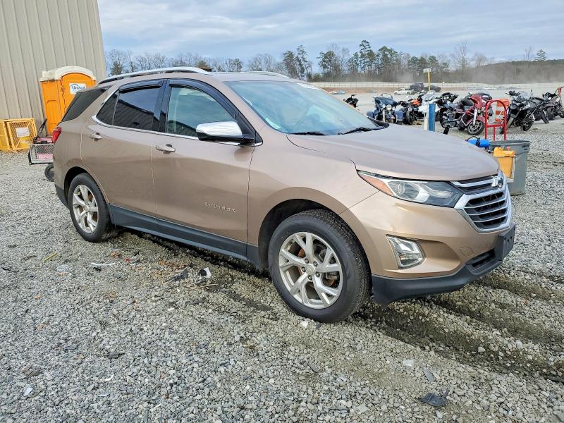 Photo 4 from auction – 2019 CHEVROLET EQUINOX with VIN 2GNAXXEVXK6217361