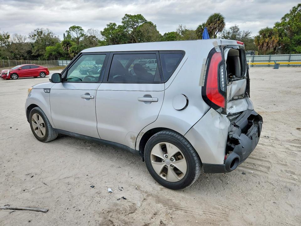 Photo 2 from auction – 2015 KIA SOUL with VIN KNDJN2A27F7750027
