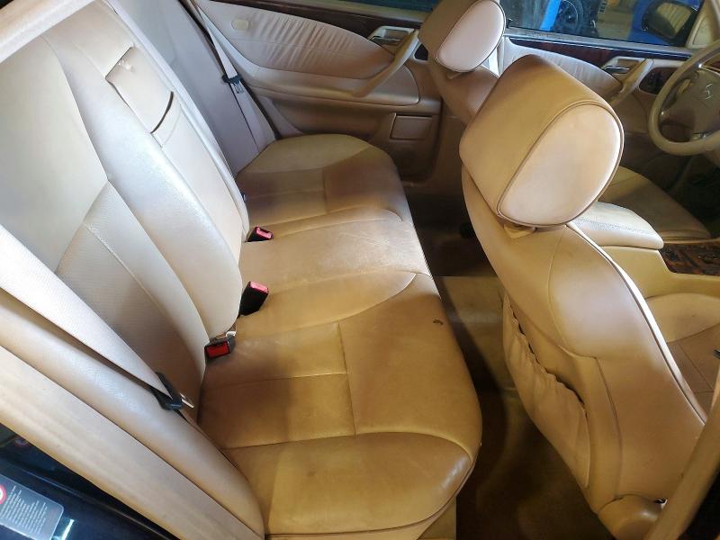 Photo 10 from auction – 2002 MERCEDES-BENZ E 320 with VIN WDBJF65J72B417970