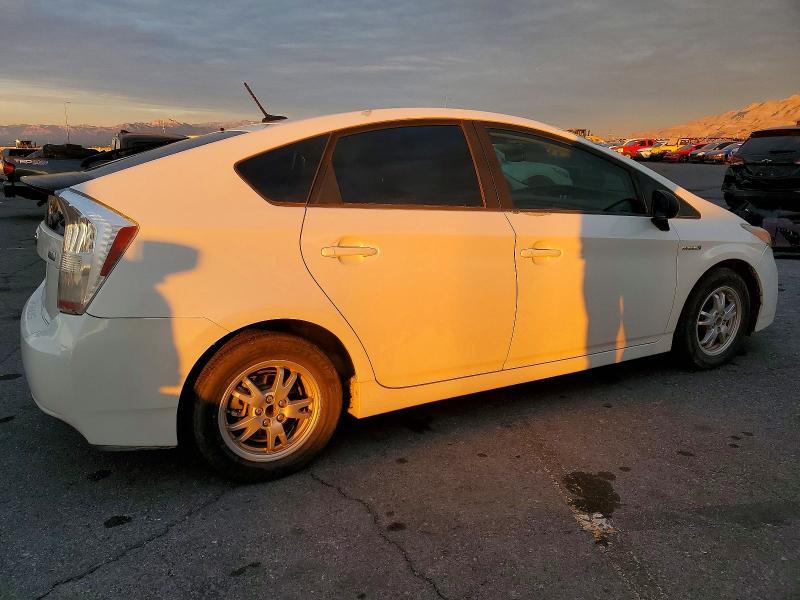 Photo 3 from auction – 2010 TOYOTA PRIUS with VIN JTDKN3DU8A0030275