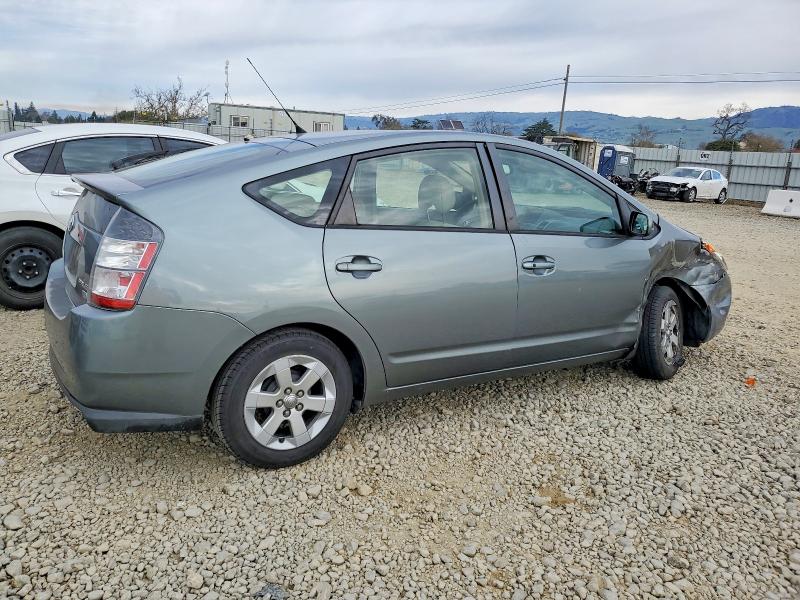 Photo 3 from auction – 2005 TOYOTA PRIUS with VIN JTDKB20U153116895