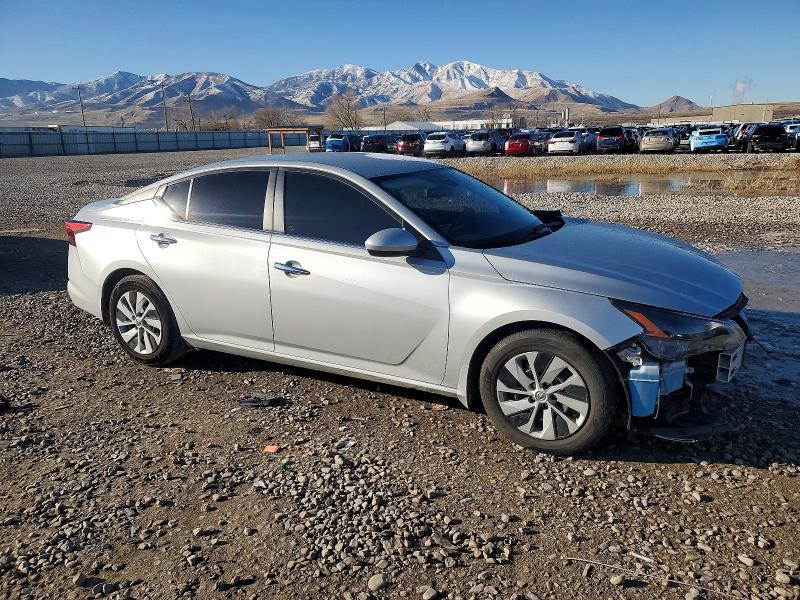 Photo 4 from auction – 2023 NISSAN ALTIMA S with VIN 1N4BL4BV0PN403804