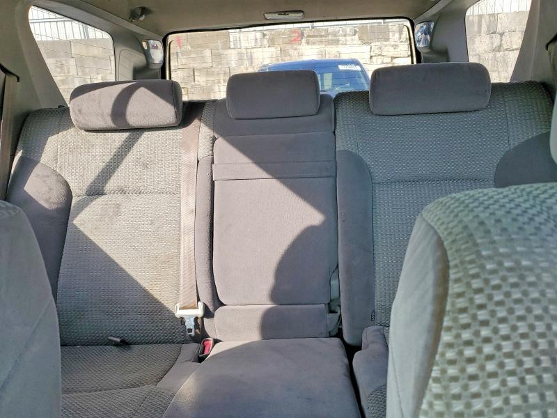 Photo 10 from auction – 2004 TOYOTA 4RUNNER SR with VIN JTEBU14R648024902
