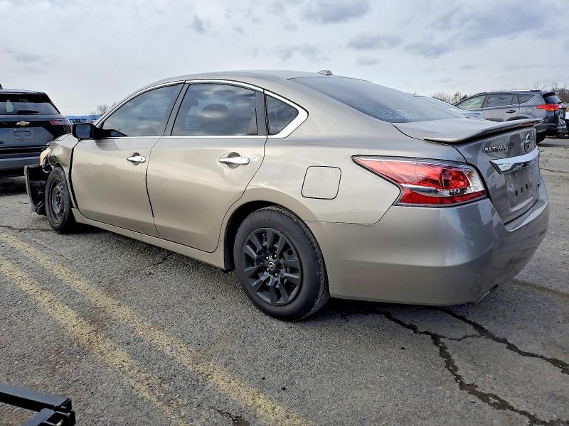 Photo 2 from auction – 2015 NISSAN ALTIMA 2.5 with VIN 1N4AL3AP1FC462332