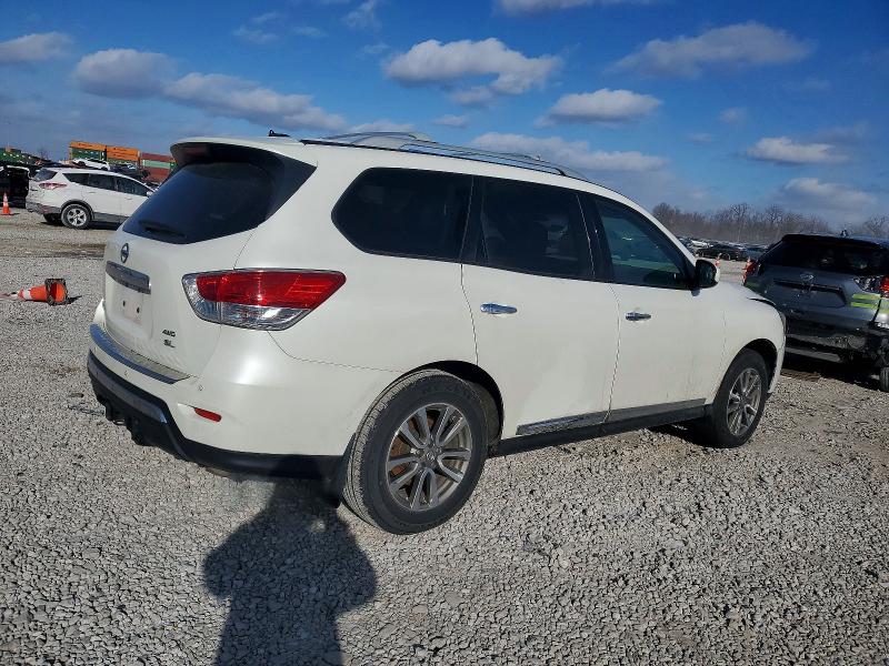 Photo 3 from auction – 2016 NISSAN PATHFINDER with VIN 5N1AR2MMXGC618353