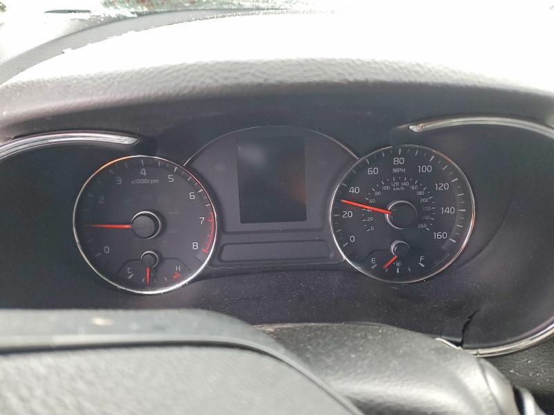Photo 9 from auction – 2016 KIA FORTE LX with VIN KNAFK4A62G5614010