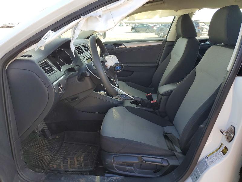 Photo 7 from auction – 2017 VOLKSWAGEN JETTA with VIN 3VW2B7AJ2HM240868