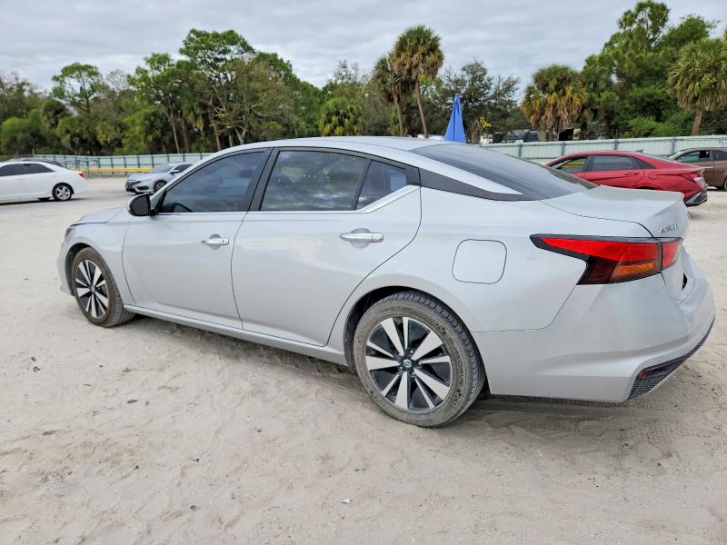 Photo 2 from auction – 2022 NISSAN ALTIMA SV with VIN 1N4BL4DV2NN335726