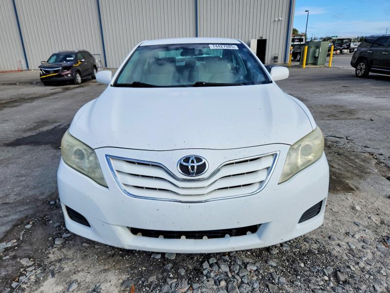 Photo 5 from auction – 2011 TOYOTA CAMRY BASE with VIN 4T1BF3EK6BU655371