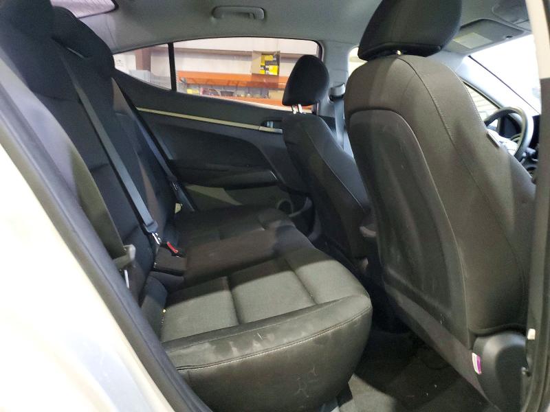 Photo 10 from auction – 2018 HYUNDAI ELANTRA with VIN KMHD74LF2JU679067
