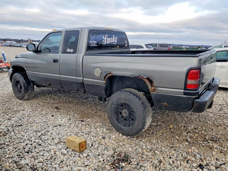Photo 2 from auction – 1999 DODGE RAM 2500 with VIN 1B7KF2365XJ519911