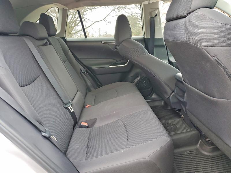 Photo 10 from auction – 2019 TOYOTA RAV4 LE with VIN 2T3H1RFV0KC020238