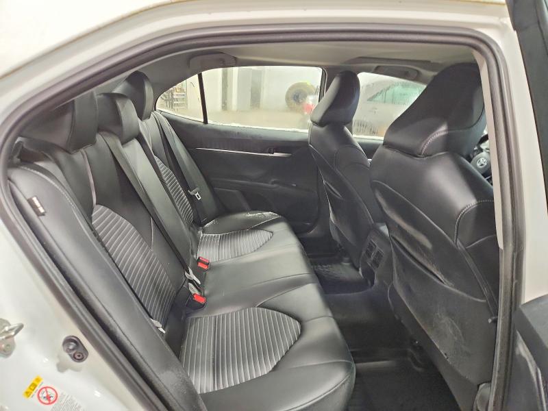 Photo 10 from auction – 2018 TOYOTA CAMRY with VIN 4T1B11HK9JU024661