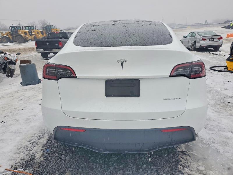 Photo 6 from auction – 2024 TESLA MODEL Y with VIN 7SAYGDEE2RA334023