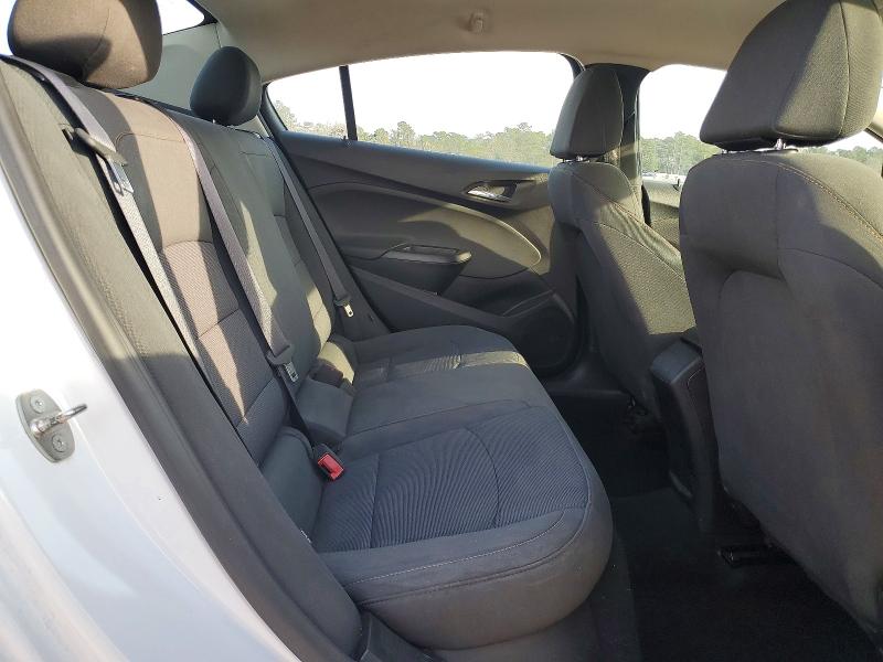Photo 10 from auction – 2017 CHEVROLET CRUZE with VIN 1G1BC5SM7H7176987