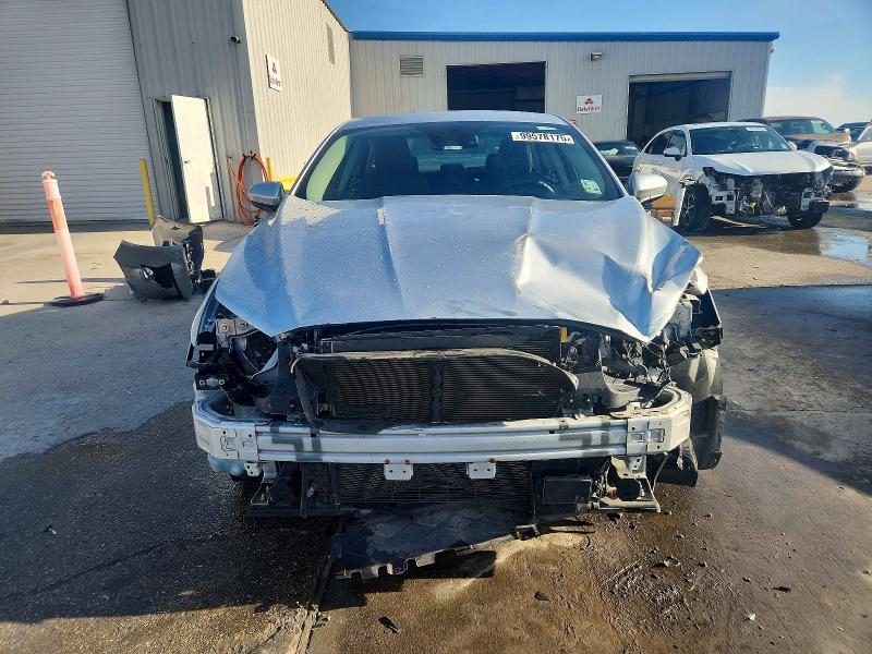 Photo 5 from auction – 2019 FORD FUSION SE with VIN 3FA6P0HD6KR246640
