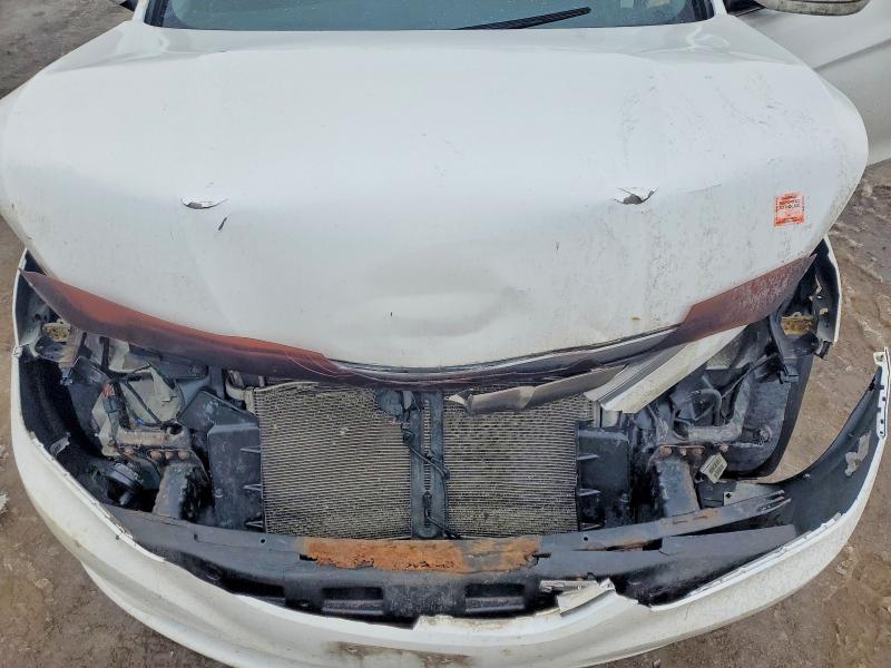 Photo 11 from auction – 2011 HYUNDAI SONATA SE with VIN 5NPEC4AC0BH262071