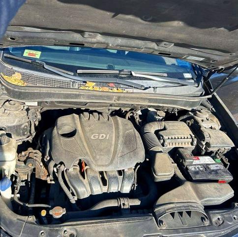 Photo 7 from auction – 2012 HYUNDAI SONATA SE with VIN 5NPEC4AC0CH435704