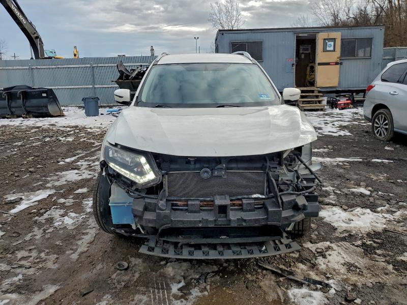 Photo 5 from auction – 2016 NISSAN ROGUE S with VIN KNMAT2MVXGP710943