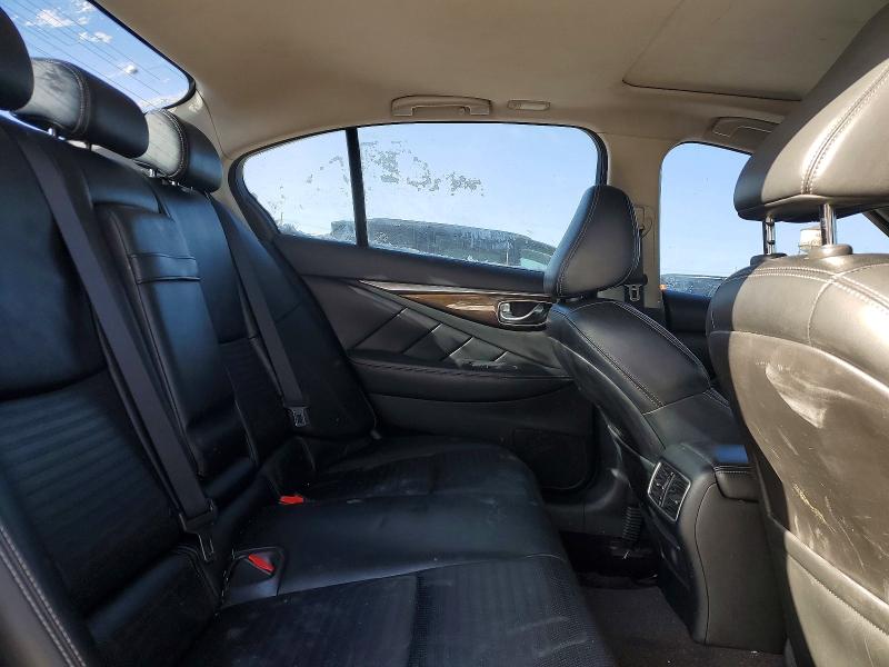 Photo 10 from auction – 2015 INFINITI Q50 with VIN JN1BV7AP1FM339353