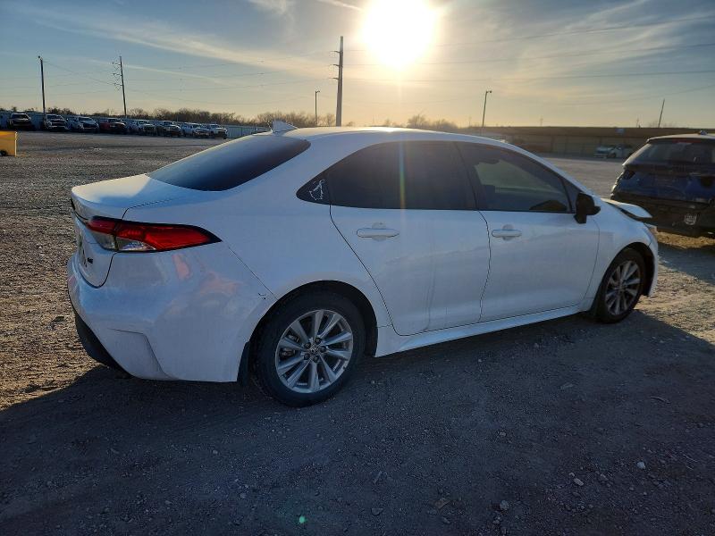 Photo 3 from auction – 2024 TOYOTA COROLLA LE with VIN 5YFB4MDE0RP121205