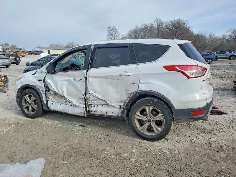 Photo 2 from auction – 2014 FORD ESCAPE with VIN 1FMCU0G90EUD45305