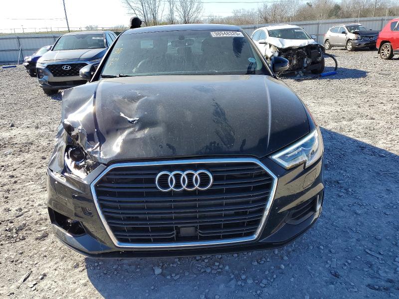 Photo 5 from auction – 2019 AUDI A3 with VIN WAUAUGFF1K1026775