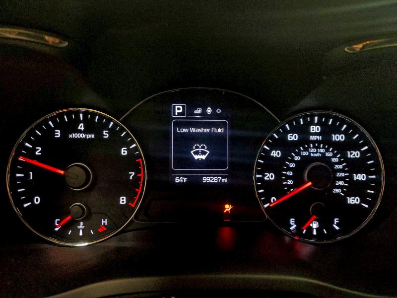 Photo 9 from auction – 2018 KIA FORTE LX with VIN 3KPFK4A74JE271692