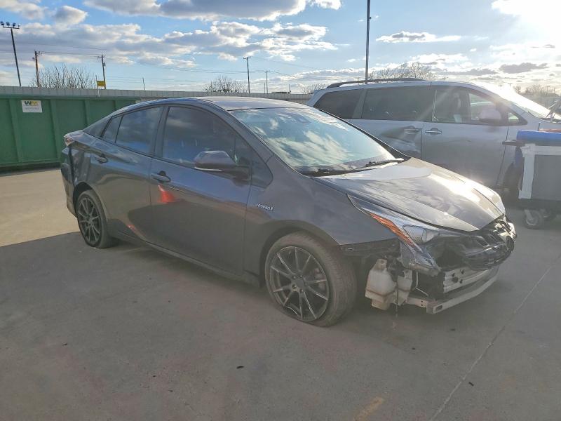 Photo 4 from auction – 2016 TOYOTA PRIUS with VIN JTDKARFU5G3009547