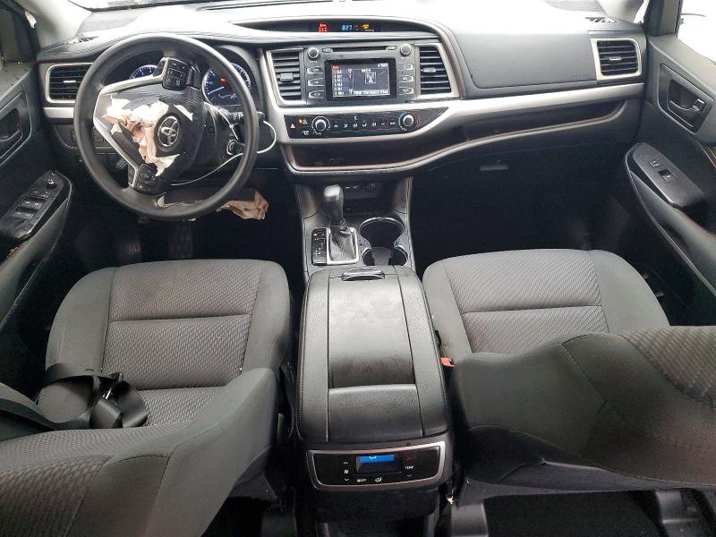 Photo 8 from auction – 2019 TOYOTA HIGHLANDER with VIN 5TDZARFH4KS047215