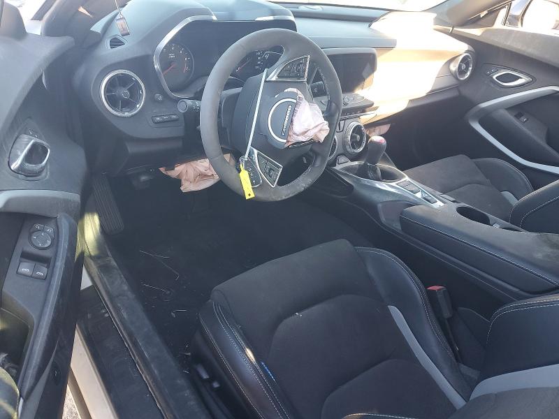 Photo 8 from auction – 2017 CHEVROLET CAMARO with VIN 1G1FE1R78H0215003
