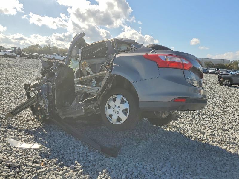 Photo 2 from auction – 2012 FORD FOCUS S with VIN 1FAHP3E21CL188479