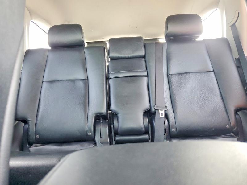 Photo 10 from auction – 2011 TOYOTA 4RUNNER SR with VIN JTEBU5JR7B5052301
