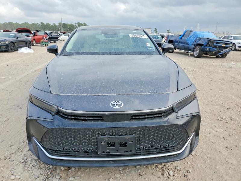 Photo 5 from auction – 2023 TOYOTA CROWN XLE with VIN JTDAAAAF0P3000163