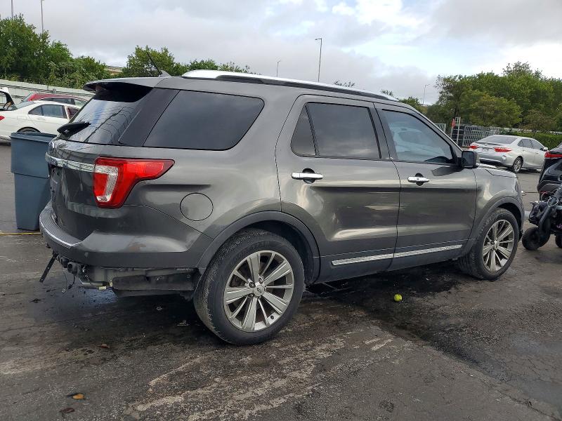 Photo 3 from auction – 2018 FORD EXPLORER L with VIN 1FM5K7F8XJGB32967