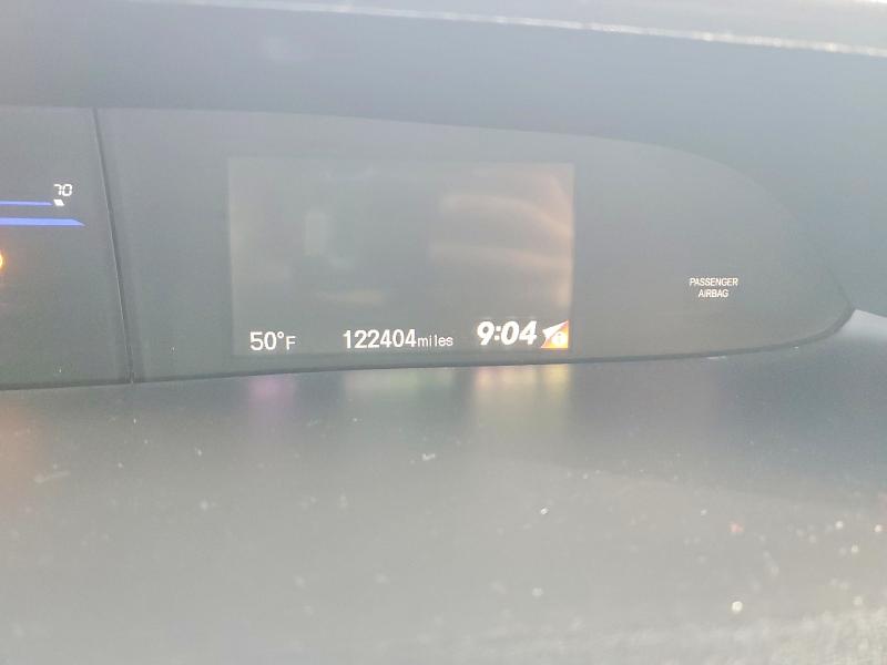Photo 9 from auction – 2015 HONDA CIVIC LX with VIN 2HGFB2E52FH535096
