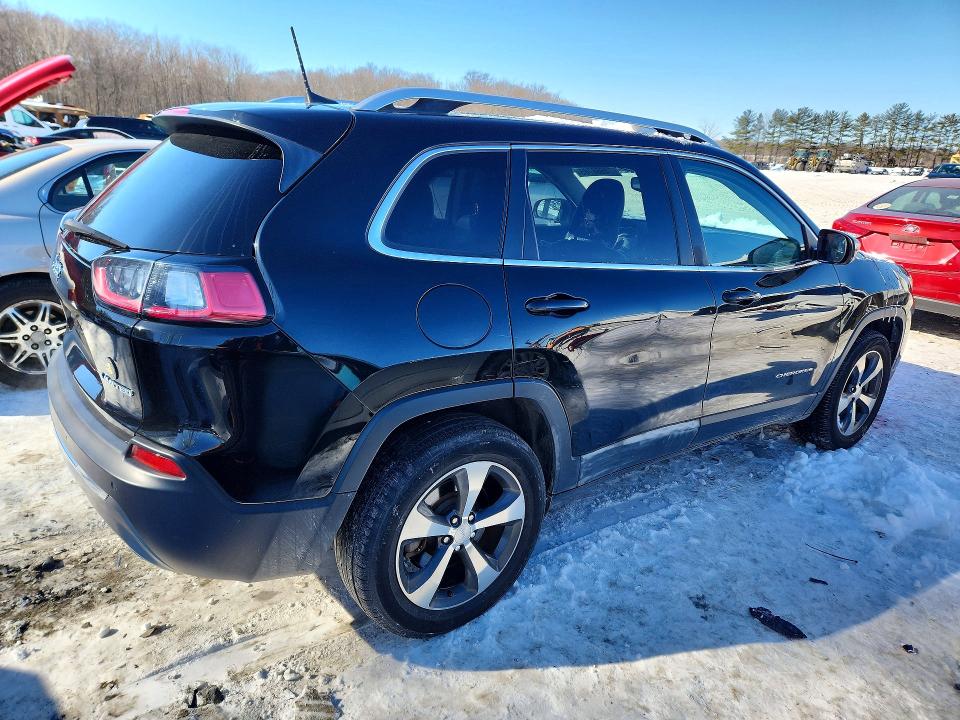 Photo 3 from auction – 2019 JEEP CHEROKEE L with VIN 1C4PJMDX9KD198003