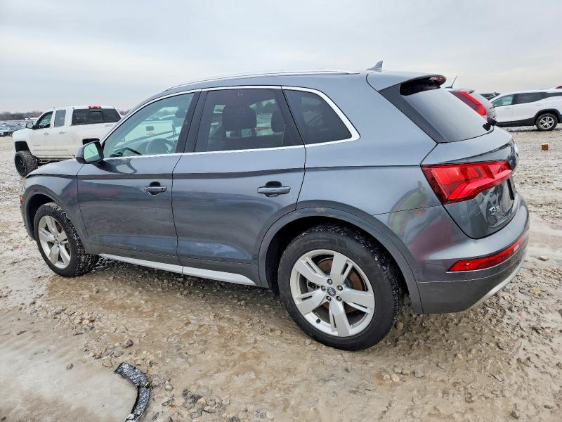 Photo 2 from auction – 2019 AUDI Q5 PREMIUM with VIN WA1BNAFY1K2065633