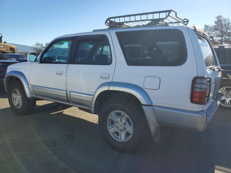 Photo 2 from auction – 2000 TOYOTA 4RUNNER LI with VIN JT3GN87R1Y0147544