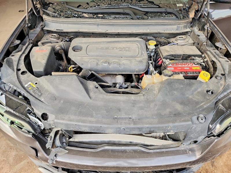 Photo 11 from auction – 2019 JEEP CHEROKEE L with VIN 1C4PJLDB1KD300635