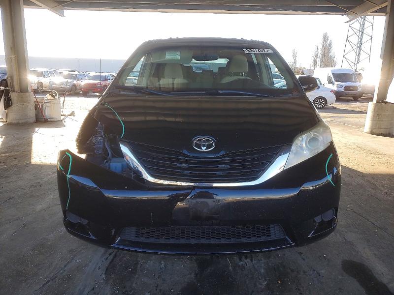 Photo 5 from auction – 2013 TOYOTA SIENNA LE with VIN 5TDKK3DC8DS372455
