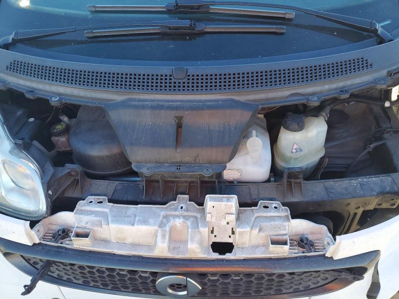 Photo 11 from auction – 2013 SMART FORTWO with VIN WMEEJ3BA7DK601587